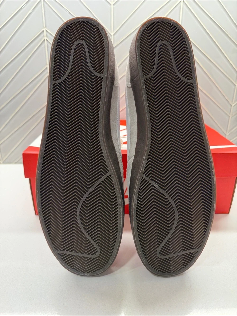 Nike Men’s Killshot 2 Gray Suede Sneakers with White Swoosh and Dark Gum Sole